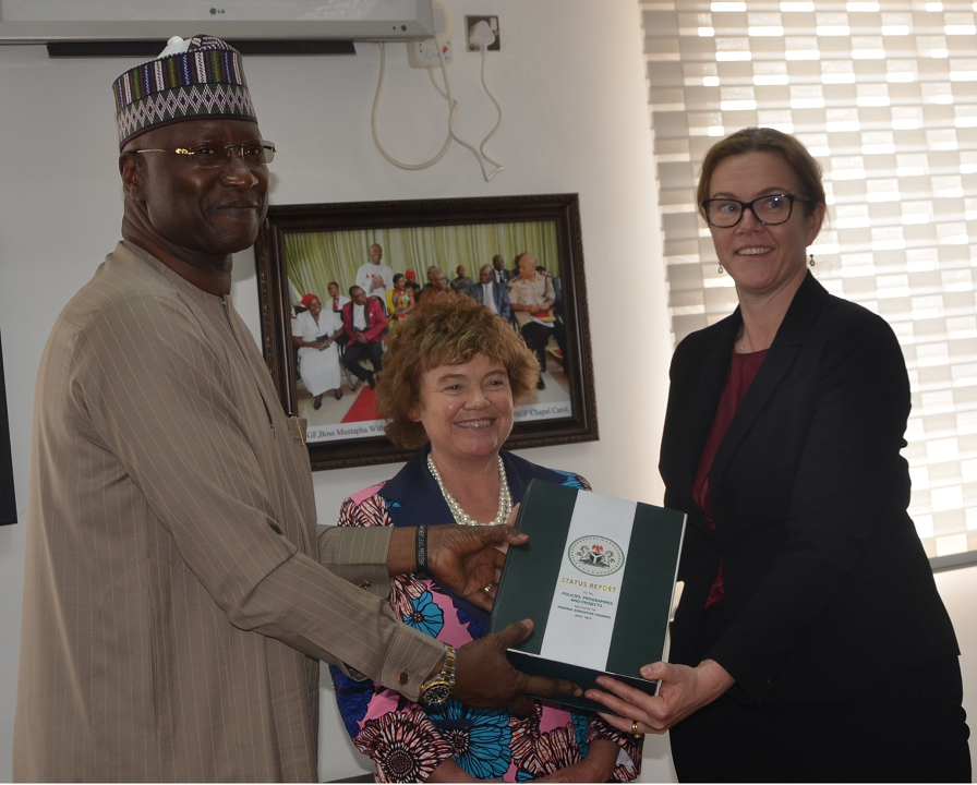 FG STRENGTHENS TIES WITH UK