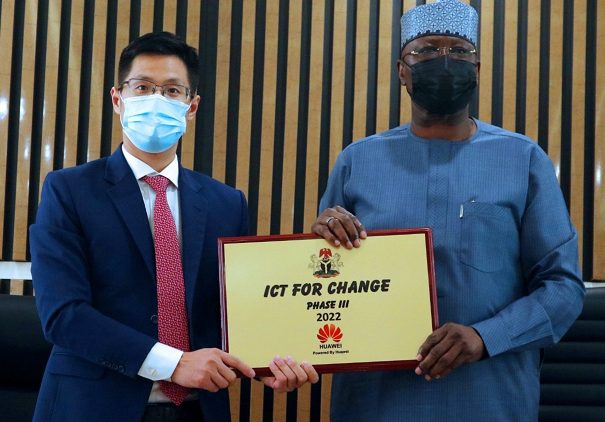 PRESS RELEASE: FG SIGNS MoU WITH HUAWEI ON ICT FOR CHANGE TRAINING PROGRAMME
